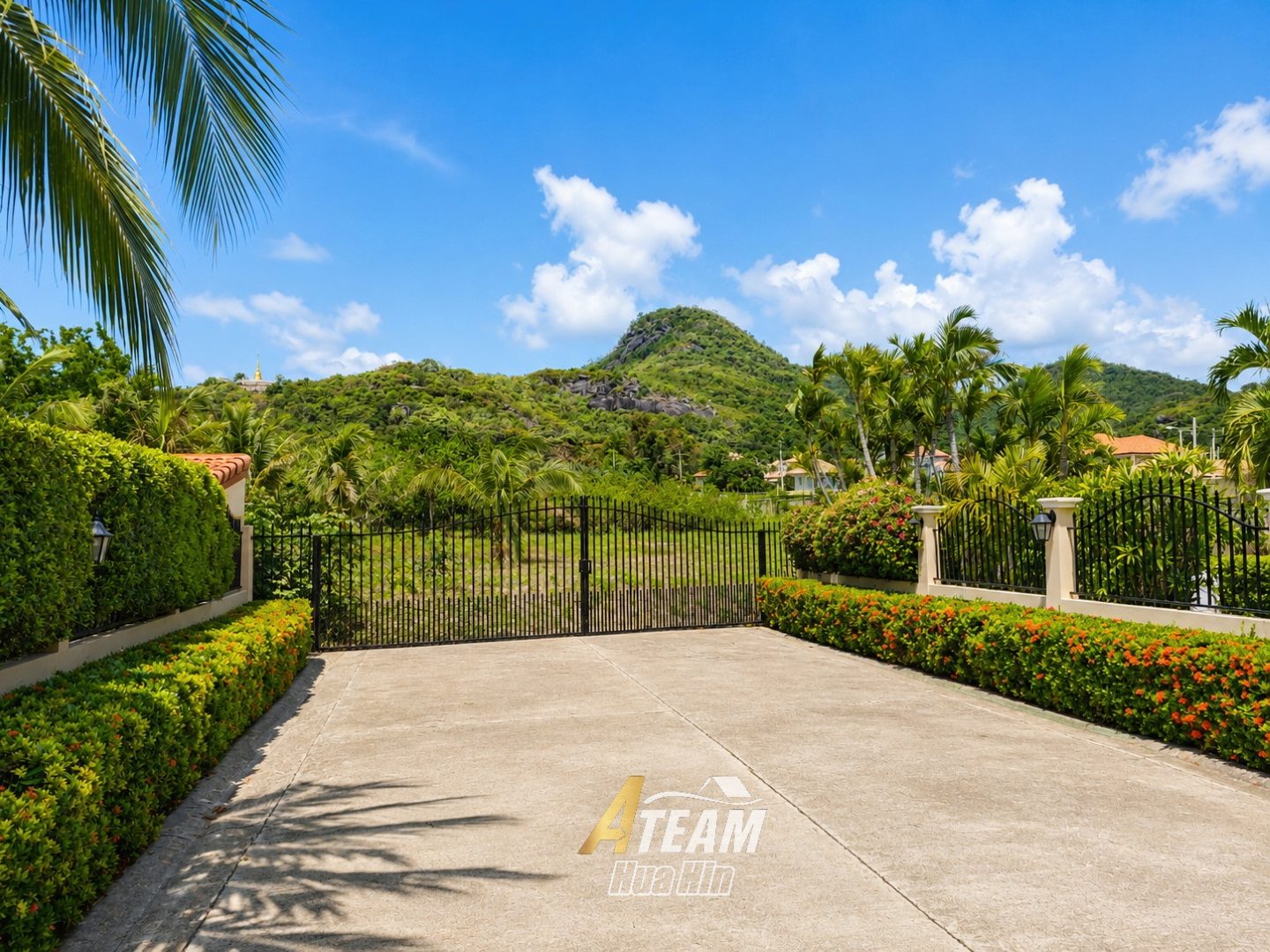 Great Location, Mountain View, Corner Plot pool Villa, thumbnail 20