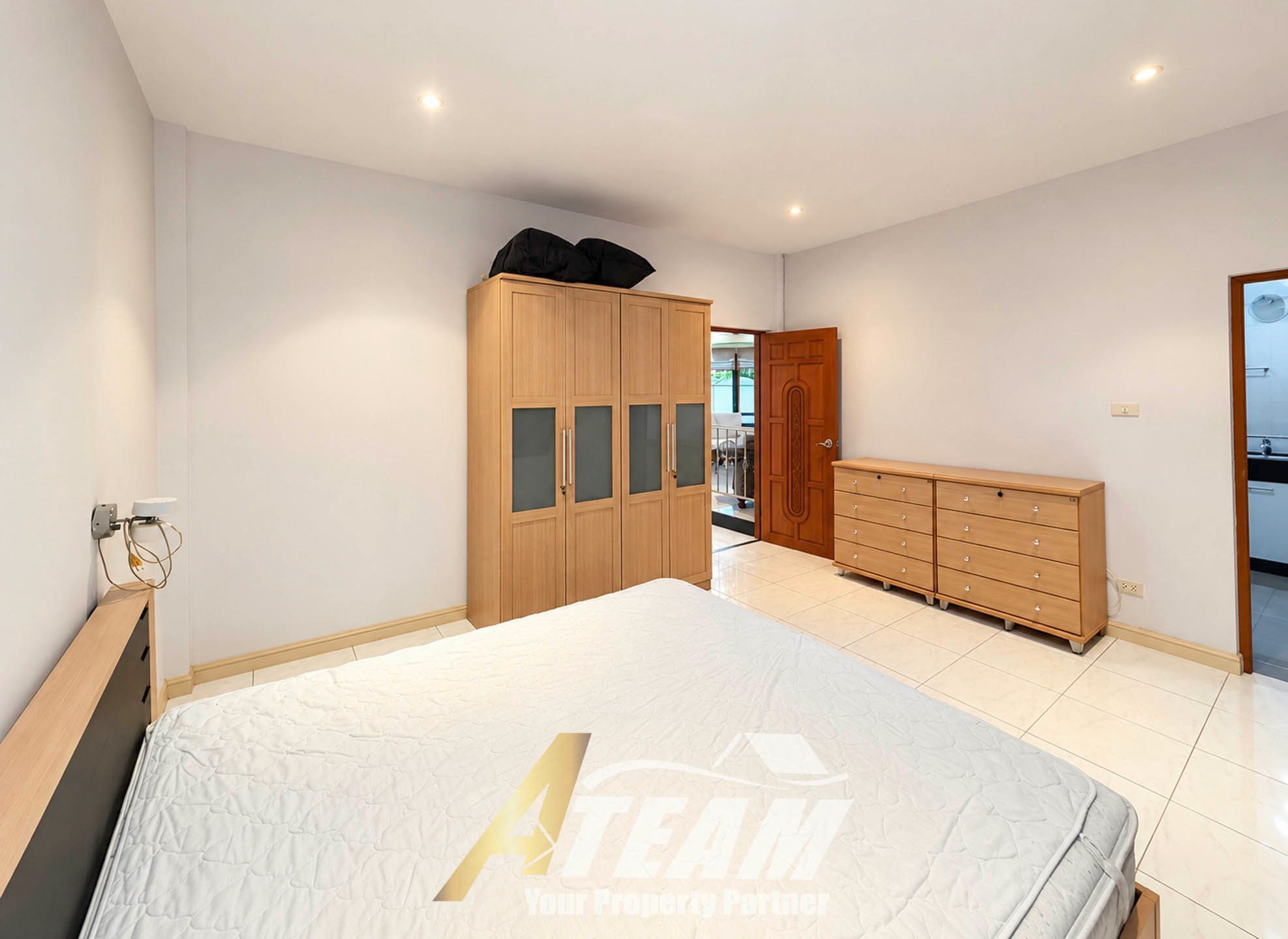Spacious 3-Bedroom Private Pool Villa for Rent at Sunset Village 1, Hua Hin Soi 6, thumbnail 17