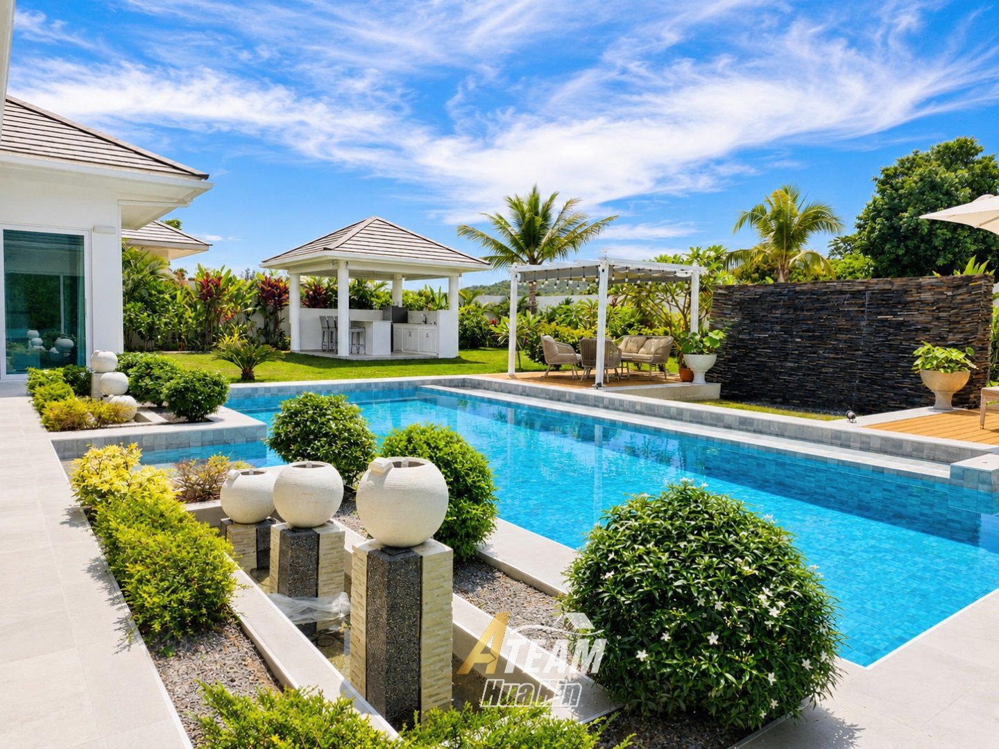 Luxury Villa with Huge Plot and Mountain View, thumbnail 8