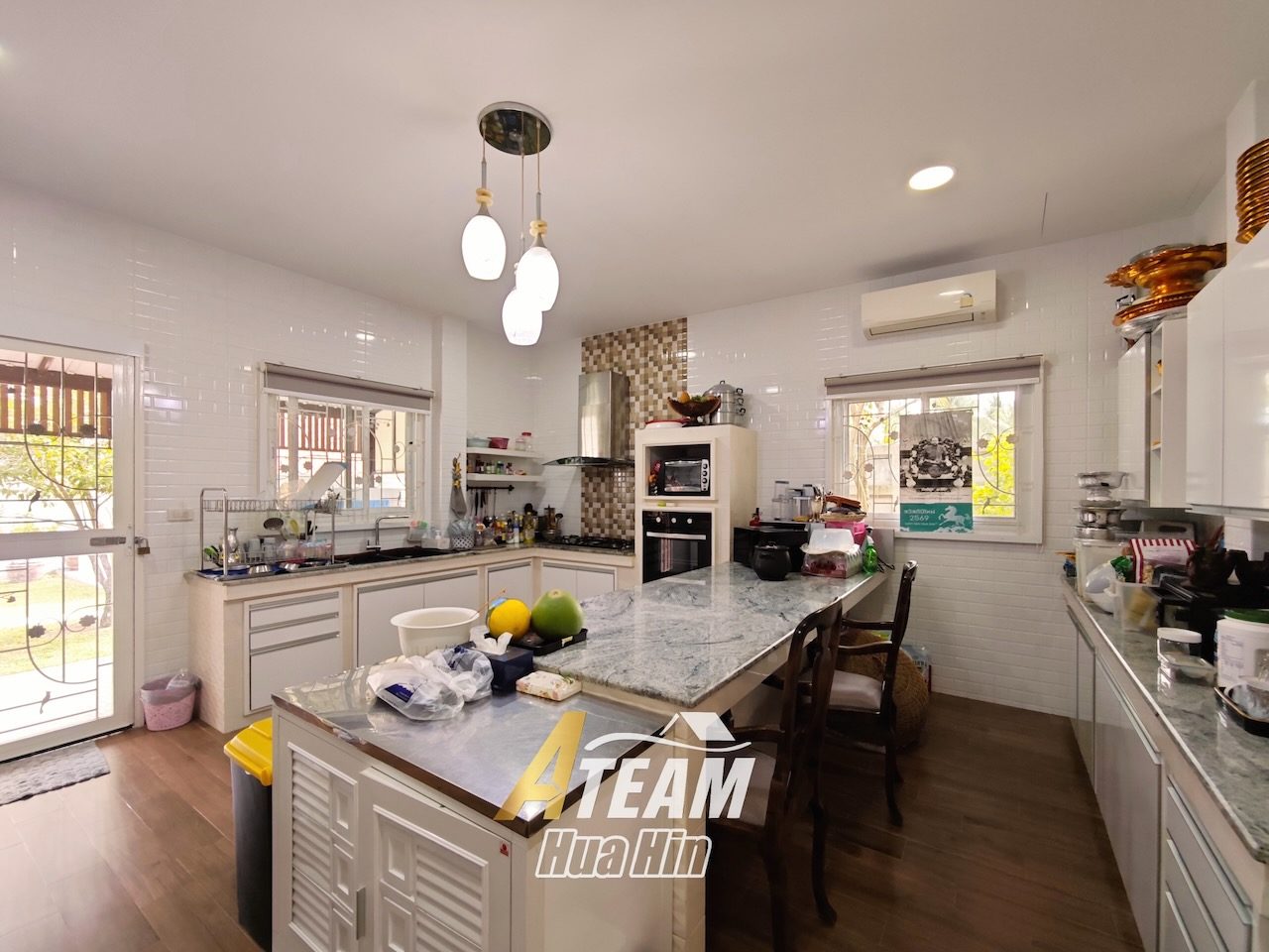 Spacious 1-Rai Estate with Two Houses in Hin Lek Fai, thumbnail 12