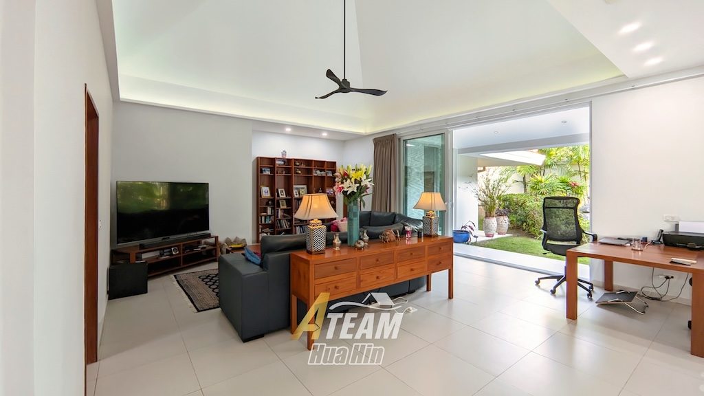 Luxury Eco Pool Villa for Sale in Prime Soi 88, Thap Tai – Hua Hin, thumbnail 8