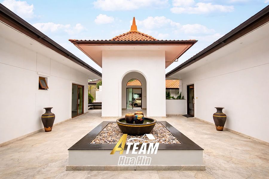 Spacious Living in a Premium Hillside Community, thumbnail 5
