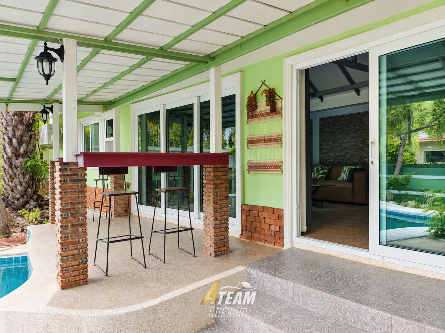 Unique Renovation Opportunity at Stuart Park with Mountain Views, thumbnail 11