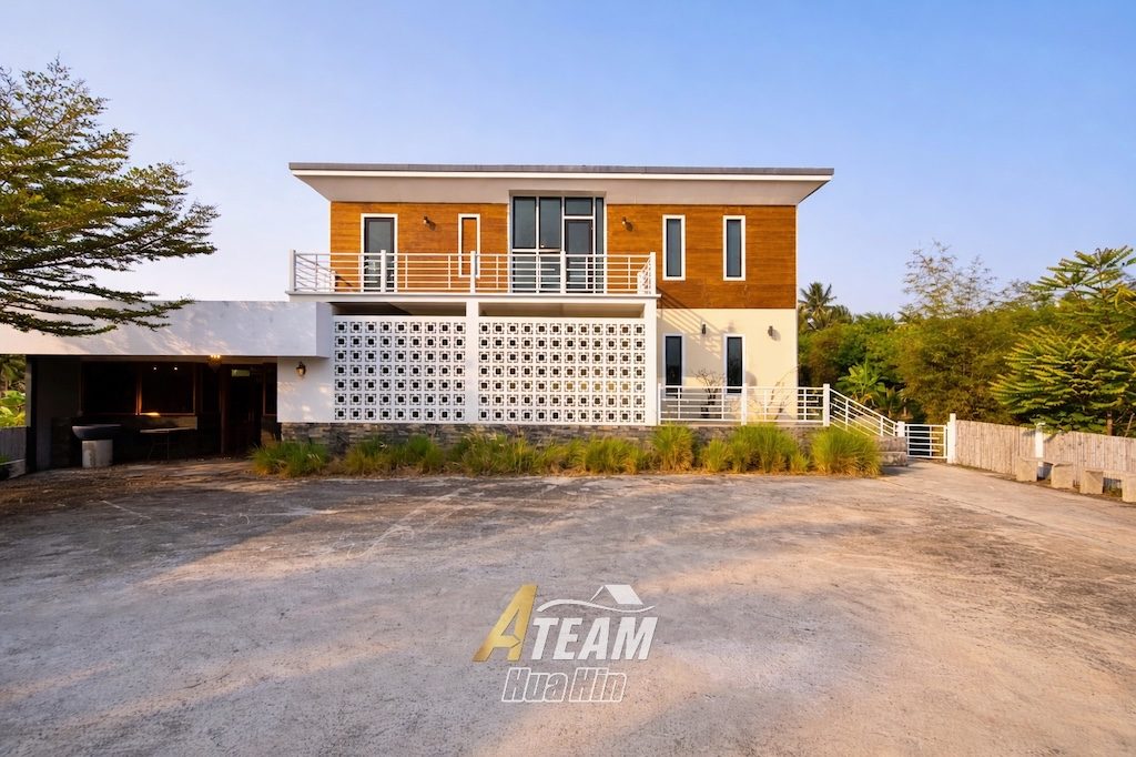 4-Bedroom House for Sale in Khao Tao