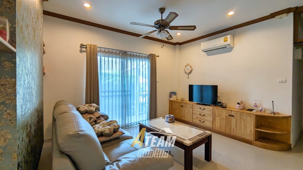 LA VALLEE VINTAGE – 3 Bedroom House for Sale, thumbnail 3