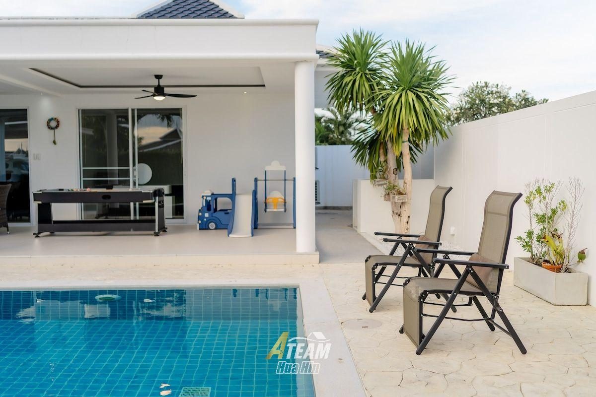Luxury 3-Bedroom Pool Villa for Sale at Falcon Hill, Soi 102, thumbnail 5