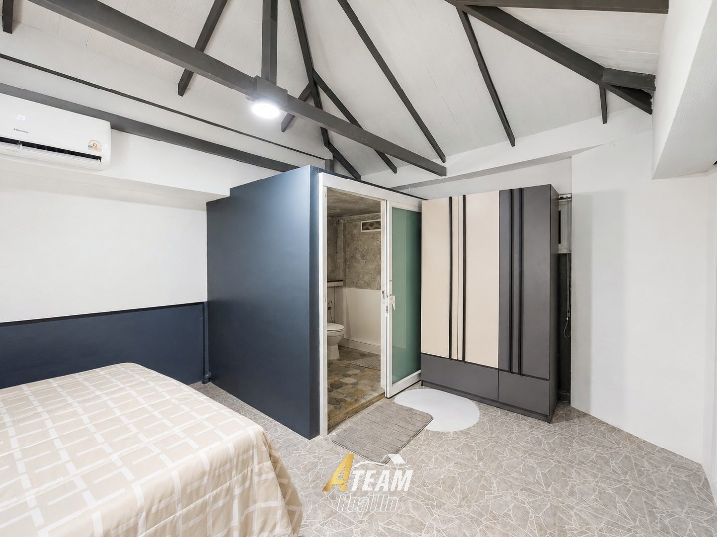 Unique Renovation Opportunity at Stuart Park with Mountain Views, thumbnail 16