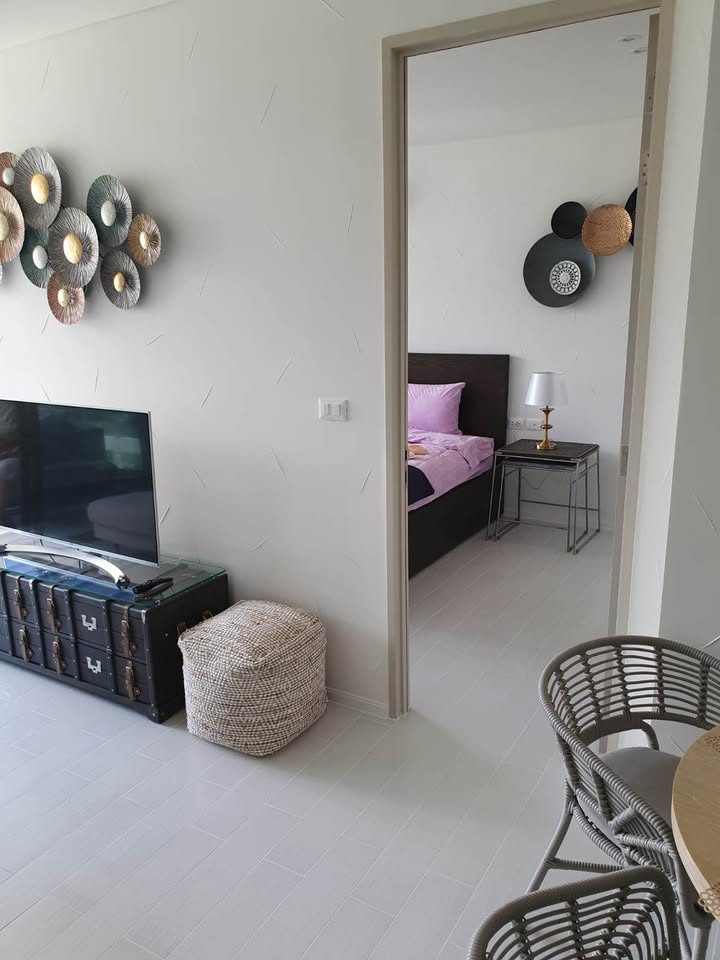 Beautiful 2-Bedroom Condo with Pool View at Veranda, Khao Takiab, thumbnail 14