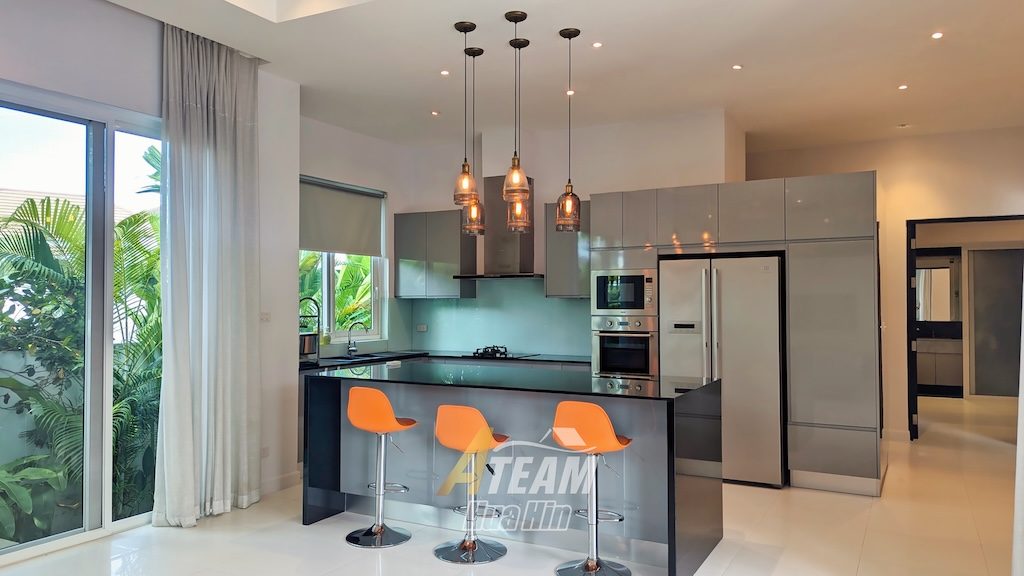 Luxury Pool Villa for rent in Woodland,  Thap Tai , thumbnail 3