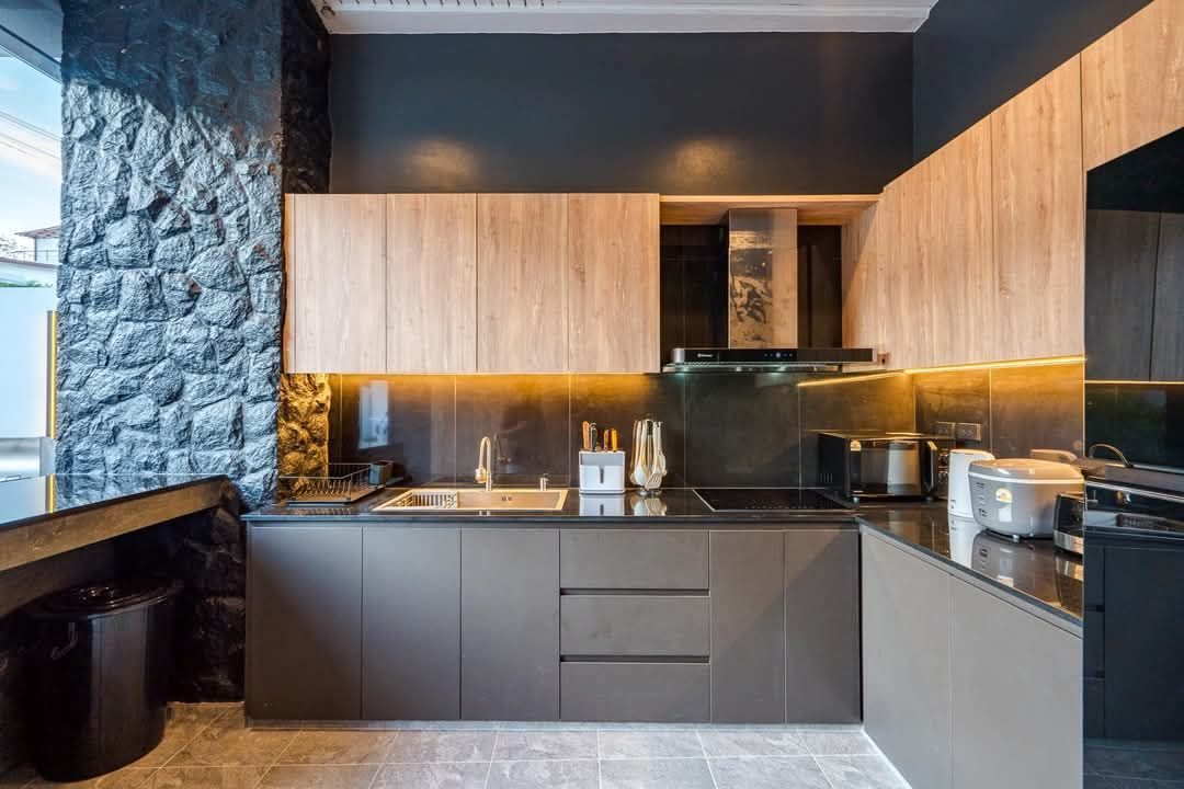 Modern Luxury  5-Bedroom Home – Hua Hin, thumbnail 15
