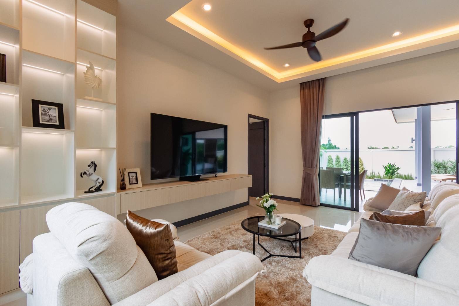 Beautifully Designed 3 Bed 3 Bath Private Pool Villa, thumbnail 13