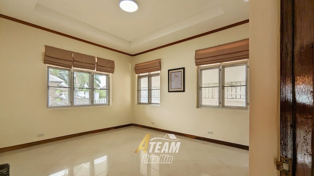 Beautiful  3-Bedroom Pool Villa in Soi 102, Hua Hin, thumbnail 10