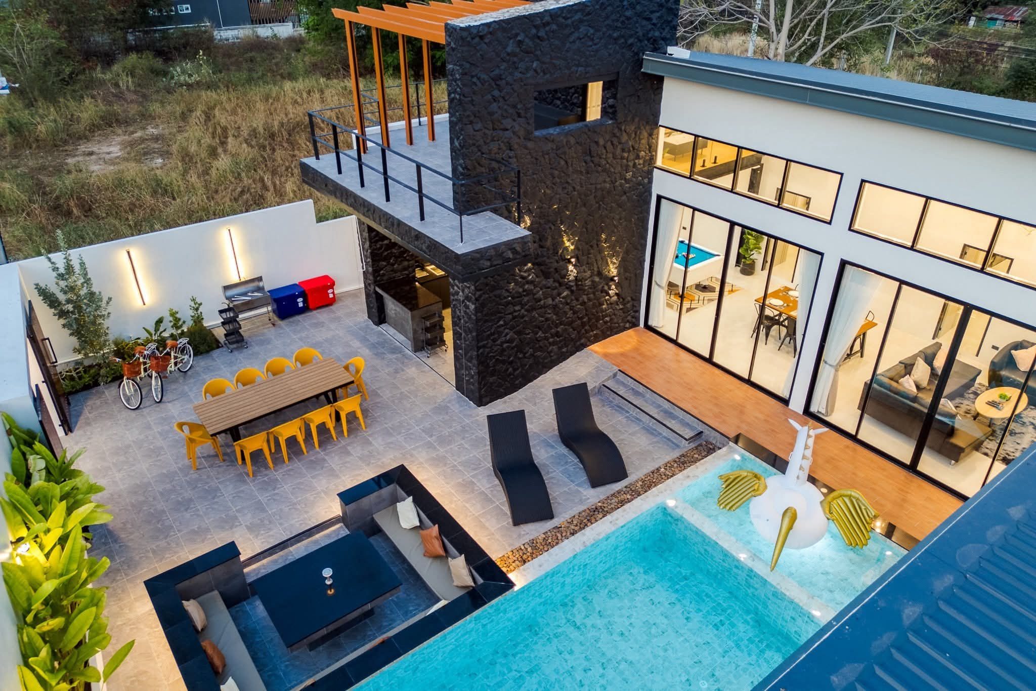 Modern Luxury  5-Bedroom Home – Hua Hin, thumbnail 3