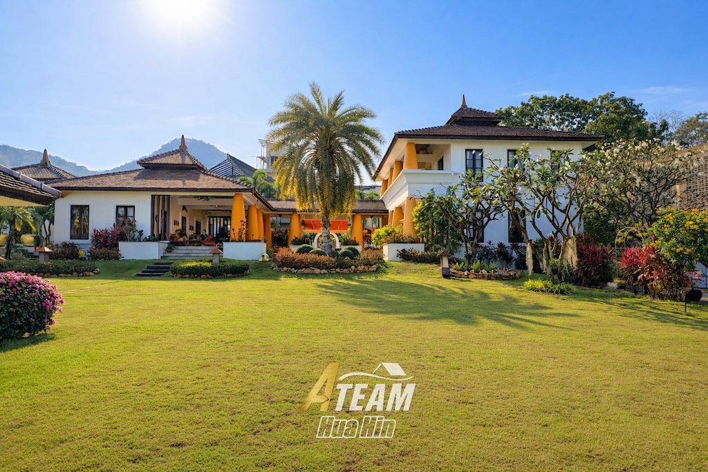 Luxury 6-Bedrooms Spacious 3,200 sqm Estate 5 min from city center — , thumbnail 3