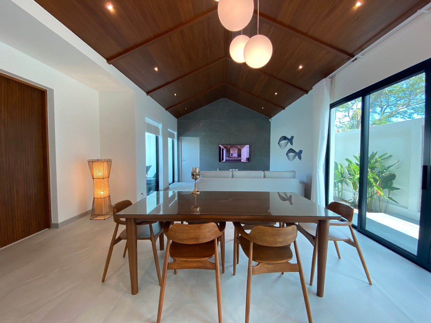 Modern 3-Bedroom Pool Villa Near Soi 102 & Pineapple Valley Golf Club, thumbnail 17