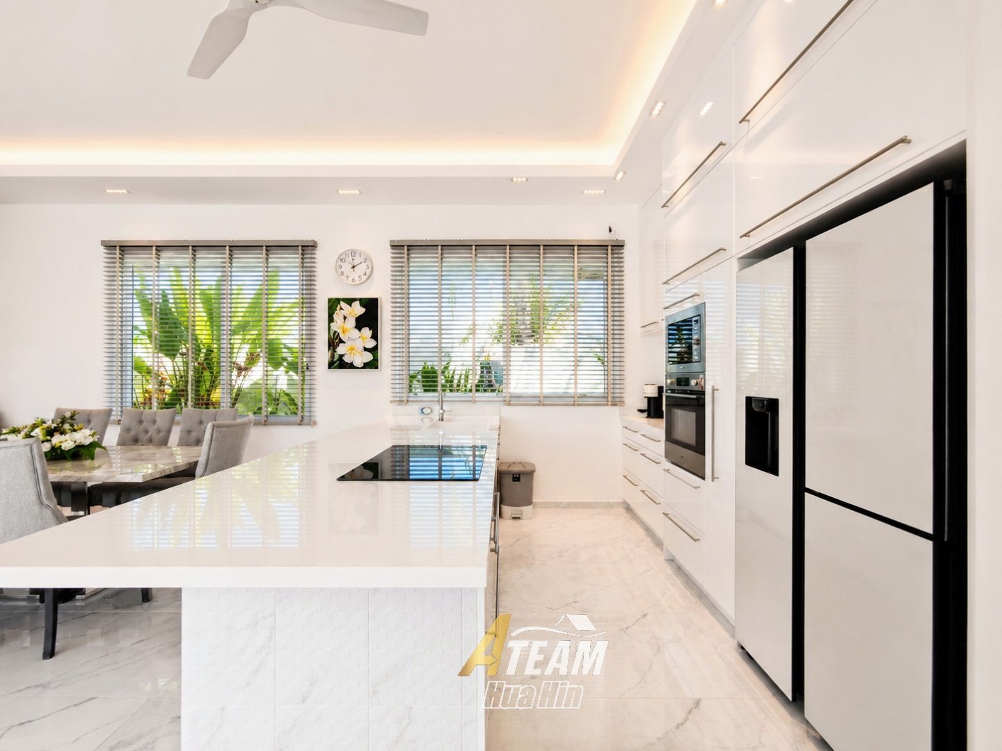 Luxury Villa with Huge Plot and Mountain View, thumbnail 22