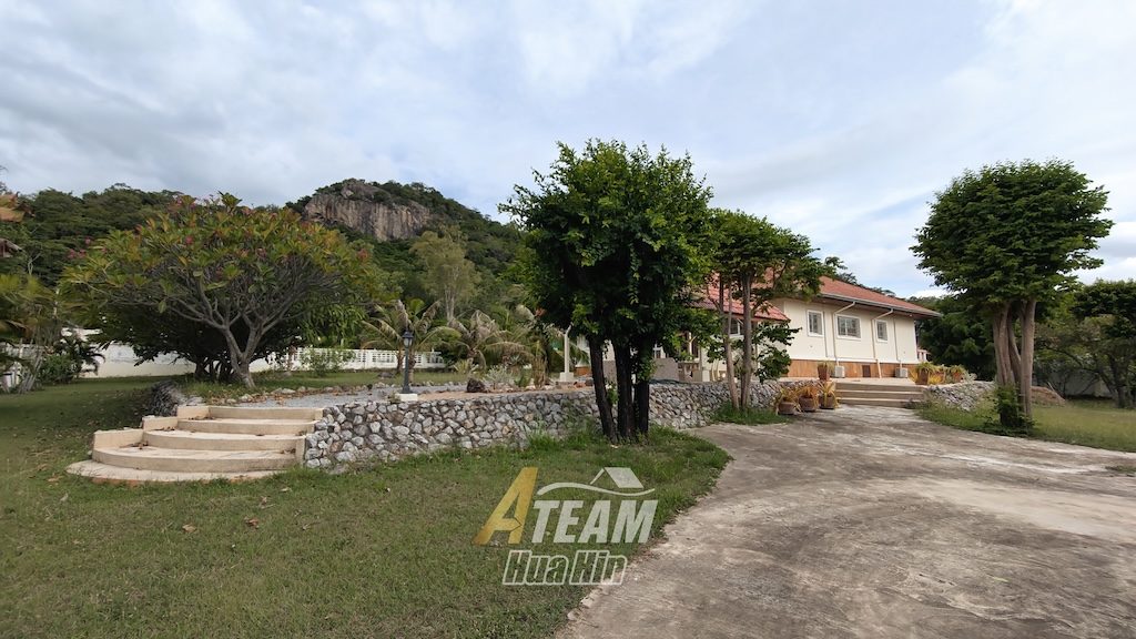 3-Bedroom Home on Large 2 Rai in Khao Tao, thumbnail 4