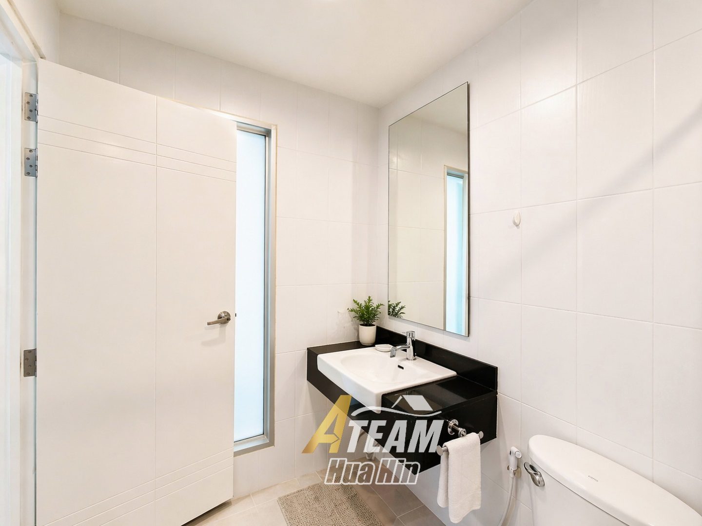 1-Bedroom Condo for Sale in Hua Hin Center, thumbnail 8