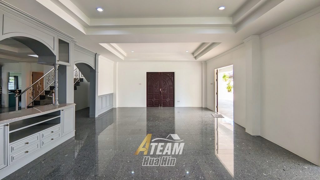 5-Bedroom House for Sale in Hua Hin Center, thumbnail 7