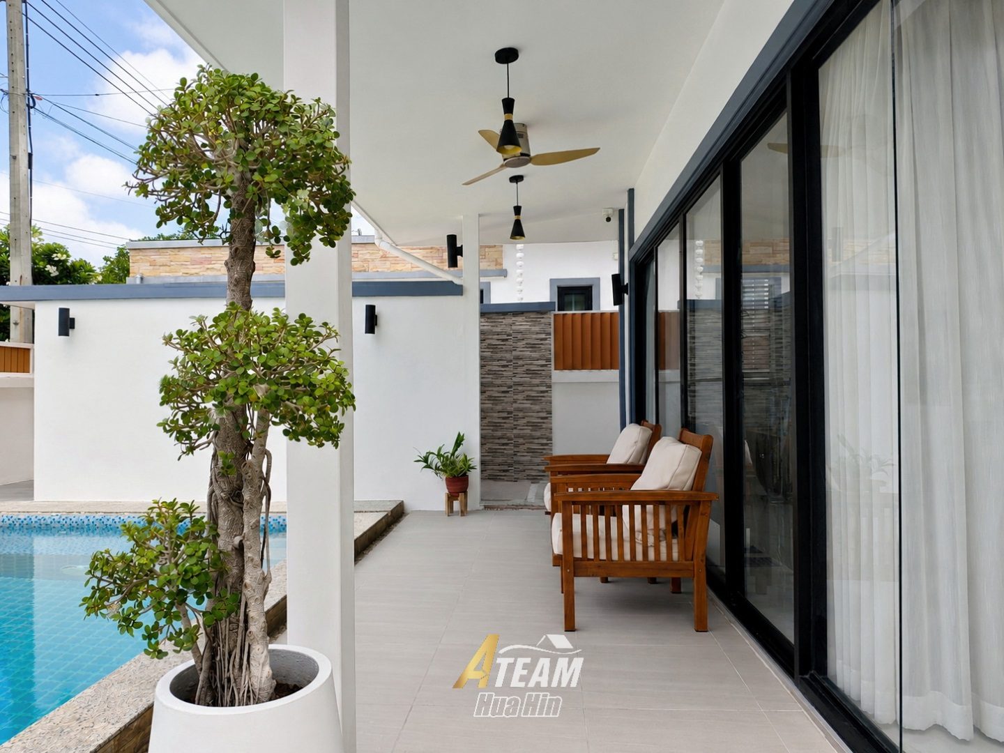 3-Bedroom Pool Villa in Prime Hua Hin Location, thumbnail 5