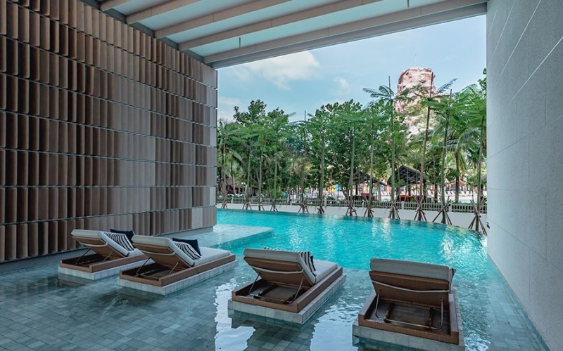 Vehha Hua Hin condo for rent, Hua Hin sea view condo, luxury condo Hua Hin, 1 bedroom condo Hua Hin, panoramic sea view, holiday rental Hua Hin, high-end condo Thailand, condo near Cicada Market, beachfront condo Hua Hin, rental near Holiday Inn Hua Hin