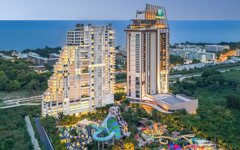 Vehha Hua Hin condo for rent, Hua Hin sea view condo, luxury condo Hua Hin, 1 bedroom condo Hua Hin, panoramic sea view, holiday rental Hua Hin, high-end condo Thailand, condo near Cicada Market, beachfront condo Hua Hin, rental near Holiday Inn Hua Hin