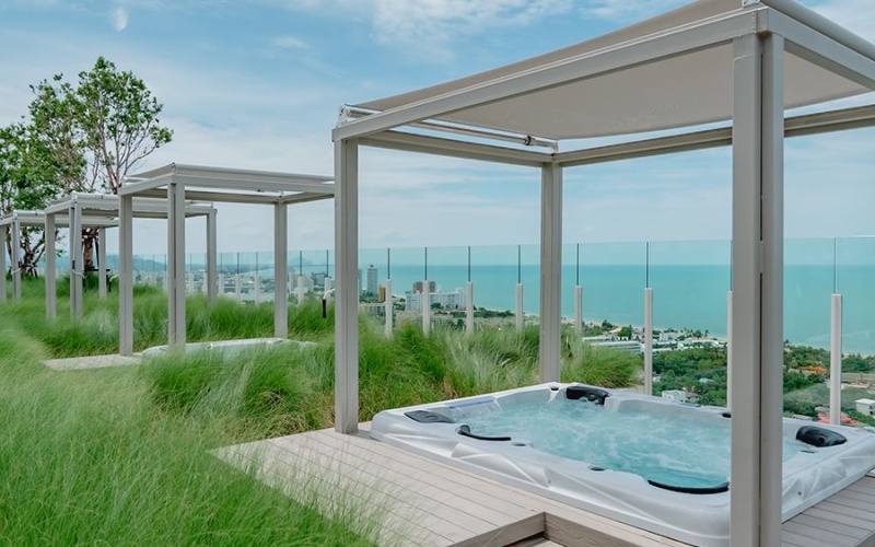 Vehha Hua Hin condo for rent, Hua Hin sea view condo, luxury condo Hua Hin, 1 bedroom condo Hua Hin, panoramic sea view, holiday rental Hua Hin, high-end condo Thailand, condo near Cicada Market, beachfront condo Hua Hin, rental near Holiday Inn Hua Hin