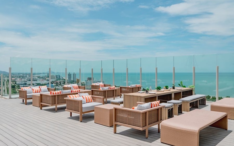 Vehha Hua Hin condo for rent, Hua Hin sea view condo, luxury condo Hua Hin, 1 bedroom condo Hua Hin, panoramic sea view, holiday rental Hua Hin, high-end condo Thailand, condo near Cicada Market, beachfront condo Hua Hin, rental near Holiday Inn Hua Hin