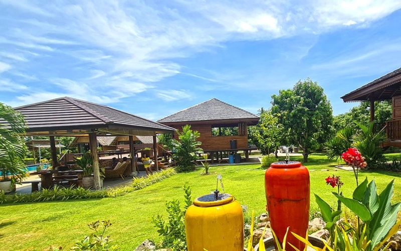 mango-resort-for-sale-sam-roi-yod-view-garden5