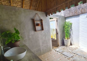 mango-resort-for-sale-sam-roi-yod-view-common-bathroom mango-resort-for-sale-sam-roi-yod-view-common-bathroom