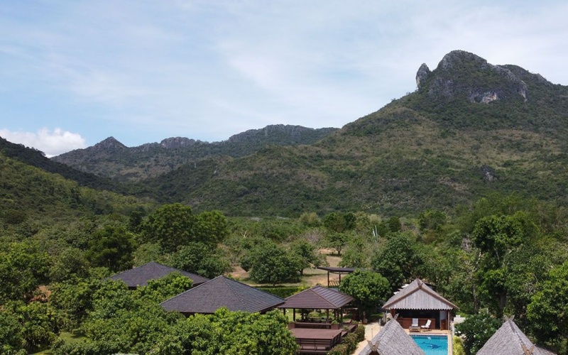 mango-resort-for-sale-sam-roi-yod