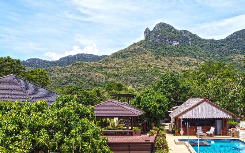 mango-resort-for-sale-sam-roi-yod-drone5