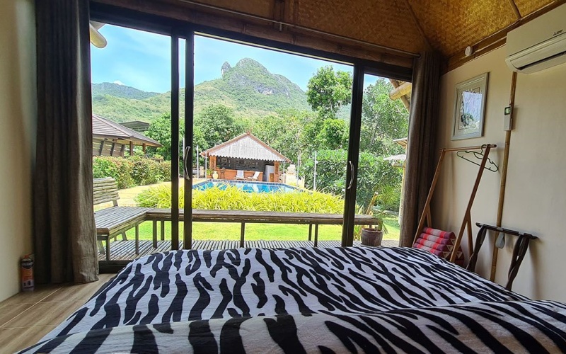 mango-resort-for-sale-sam-roi-yod-guesthous-view