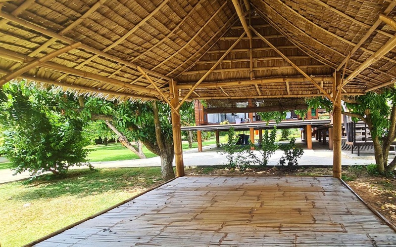 mango-resort-for-sale-sam-roi-yod-guesthous-sala3