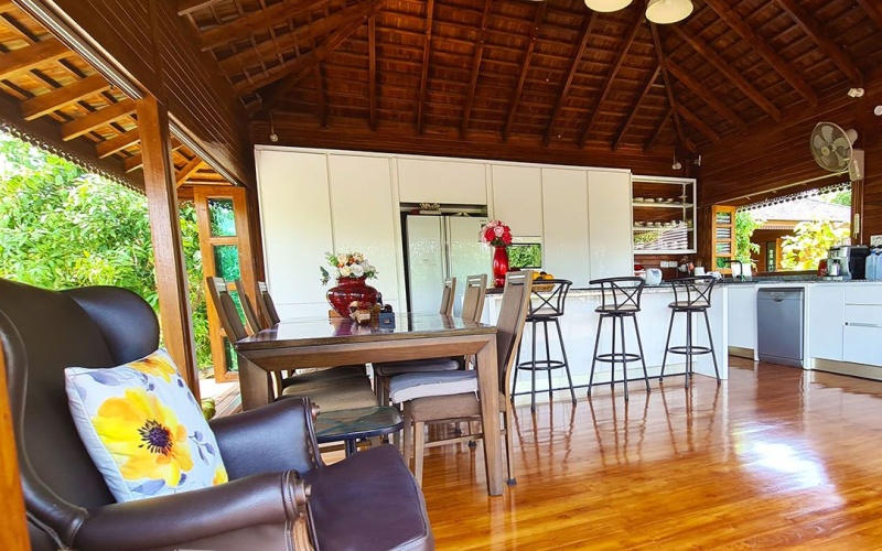 mango-resort-for-sale-sam-roi-yod-guesthous-kitchen4