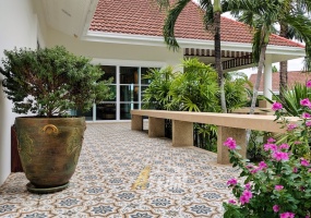 Smart House Valley Hua Hin, pool villa Hua Hin for sale, renovated villa Hua Hin, 3-bedroom villa Hua Hin, turnkey villa Hua Hin, saltwater pool Hua Hin, secure gated community Hua Hin, Hua Hin property for sale, Hua Hin fitness pool