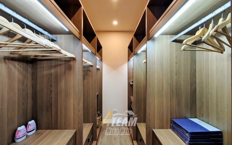 Smart House Valley Hua Hin, pool villa Hua Hin for sale, renovated villa Hua Hin, 3-bedroom villa Hua Hin, turnkey villa Hua Hin, saltwater pool Hua Hin, secure gated community Hua Hin, Hua Hin property for sale, Hua Hin fitness pool