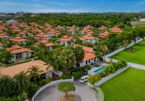 8/35 , Nong Gae, Hua Hin Center 77110, 5 Bedrooms, 3 Bathrooms, House / Villa, For Sale, Moobaan Hua Na,0,2062, A-Team Real estate