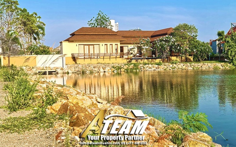 Lakeside-poolvilla-for-sale-hua-hin-Takiap-front-house