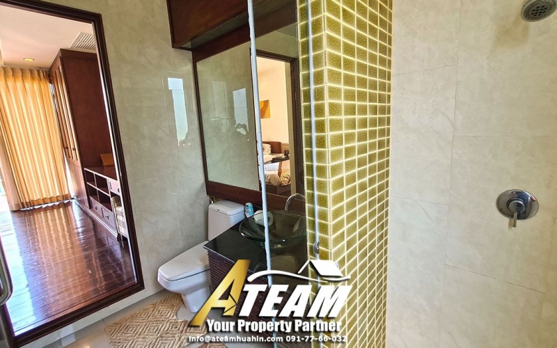 Lakeside-poolvilla-for-sale-hua-hin-Takiap-lake-bathroom1