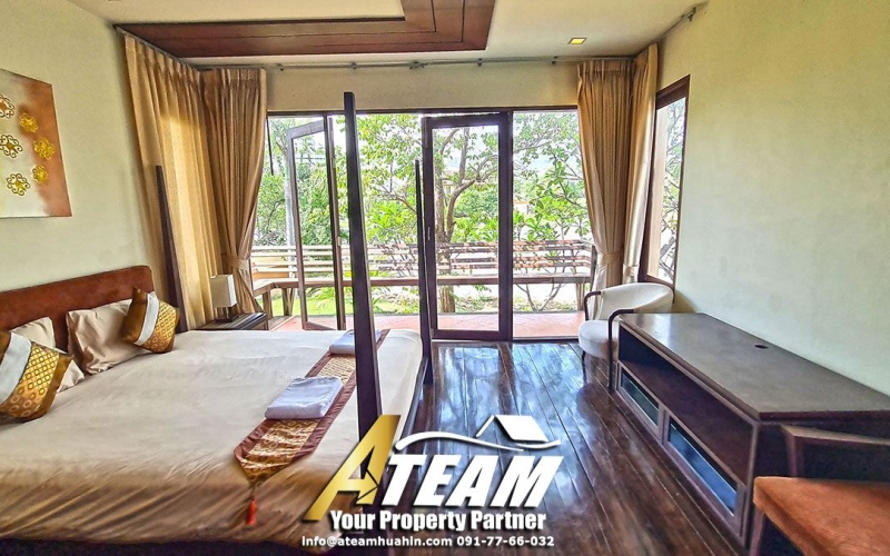 Lakeside-poolvilla-for-sale-hua-hin-Takiap-lake-walking-walking-bedroom7