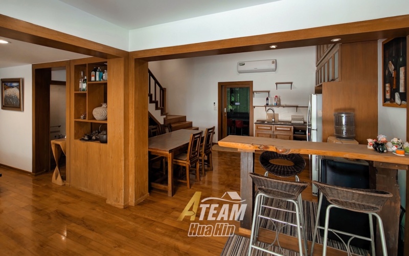 hua hin, Hua Hin Center, 5 Bedrooms, 4 Bathrooms, House / Villa, For Sale,0,2070, A-Team Real estate