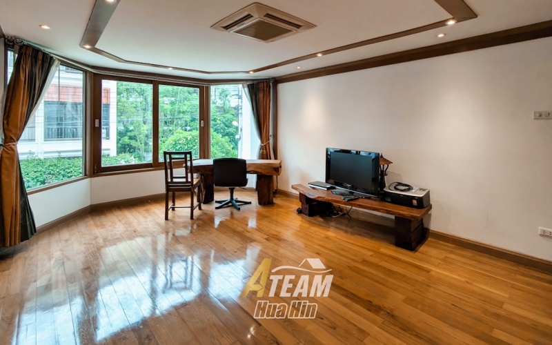 hua hin, Hua Hin Center, 5 Bedrooms, 4 Bathrooms, House / Villa, For Sale,0,2070, A-Team Real estate