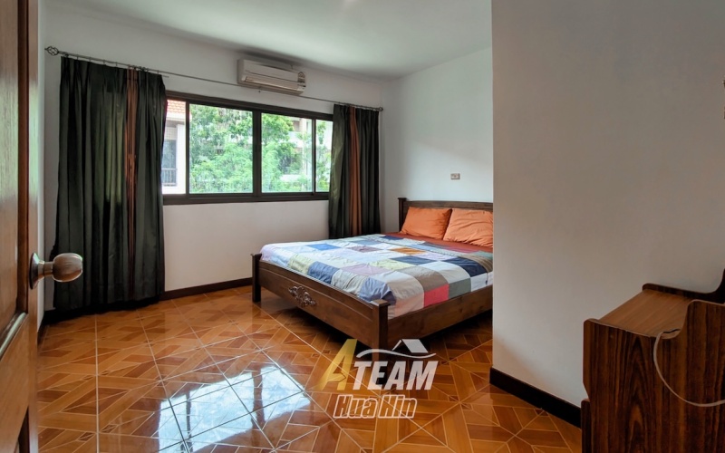 hua hin, Hua Hin Center, 5 Bedrooms, 4 Bathrooms, House / Villa, For Sale,0,2070, A-Team Real estate