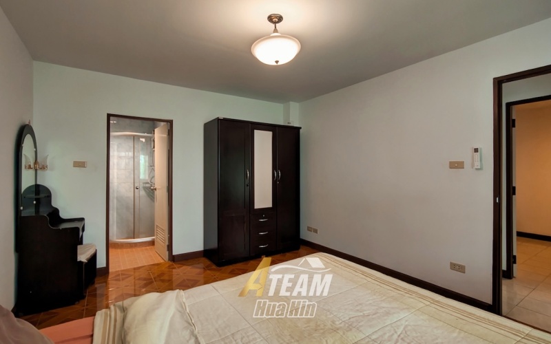 hua hin, Hua Hin Center, 5 Bedrooms, 4 Bathrooms, House / Villa, For Sale,0,2070, A-Team Real estate