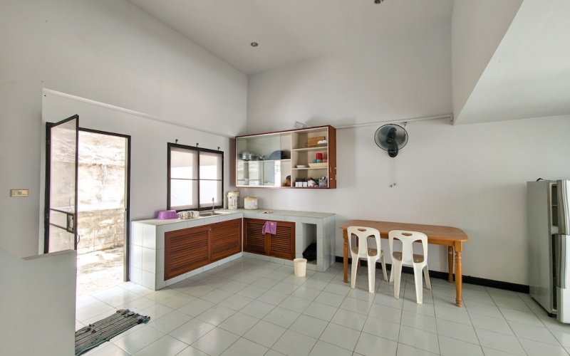 hua hin, Hua Hin Center, 5 Bedrooms, 4 Bathrooms, House / Villa, For Sale,0,2071, A-Team Real estate