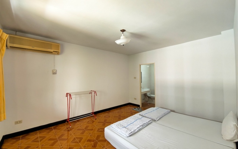 hua hin, Hua Hin Center, 5 Bedrooms, 4 Bathrooms, House / Villa, For Sale,0,2071, A-Team Real estate