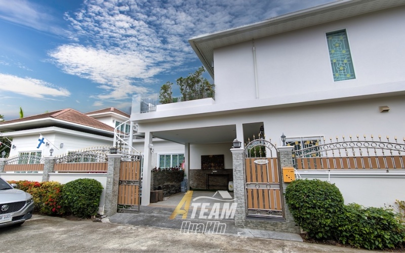 Hua Hin villa for sale, Soi 102 property, Finnish sauna Hua Hin, pool villa Hua Hin, freehold villa Hua Hin, multi-generational home Hua Hin, Hua Hin investment property, guest house villa Hua Hin, no common fee villa Hua Hin, modern villa Hua Hin