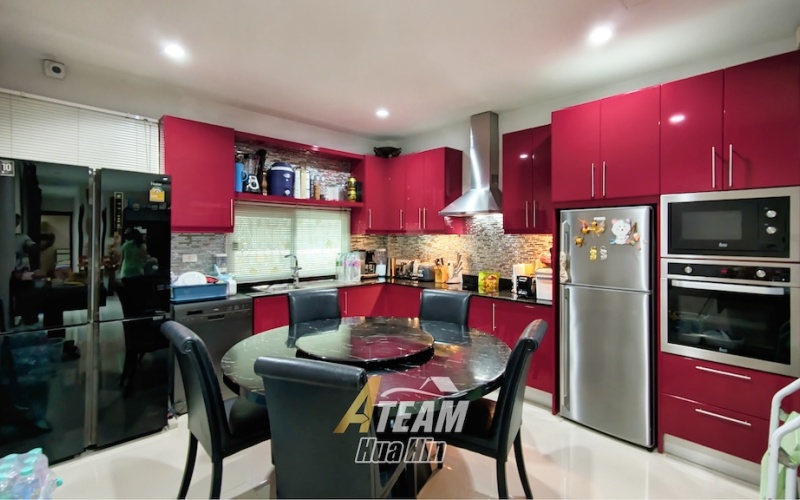 Hua Hin villa for sale, Soi 102 property, Finnish sauna Hua Hin, pool villa Hua Hin, freehold villa Hua Hin, multi-generational home Hua Hin, Hua Hin investment property, guest house villa Hua Hin, no common fee villa Hua Hin, modern villa Hua Hin