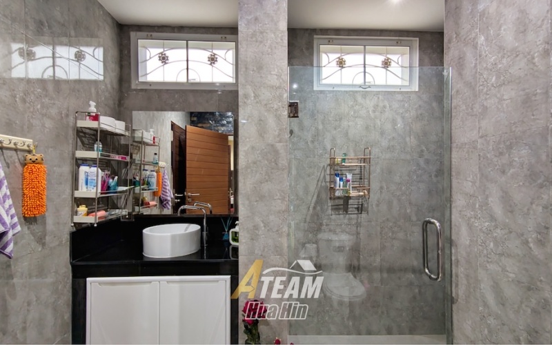 Hua Hin villa for sale, Soi 102 property, Finnish sauna Hua Hin, pool villa Hua Hin, freehold villa Hua Hin, multi-generational home Hua Hin, Hua Hin investment property, guest house villa Hua Hin, no common fee villa Hua Hin, modern villa Hua Hin